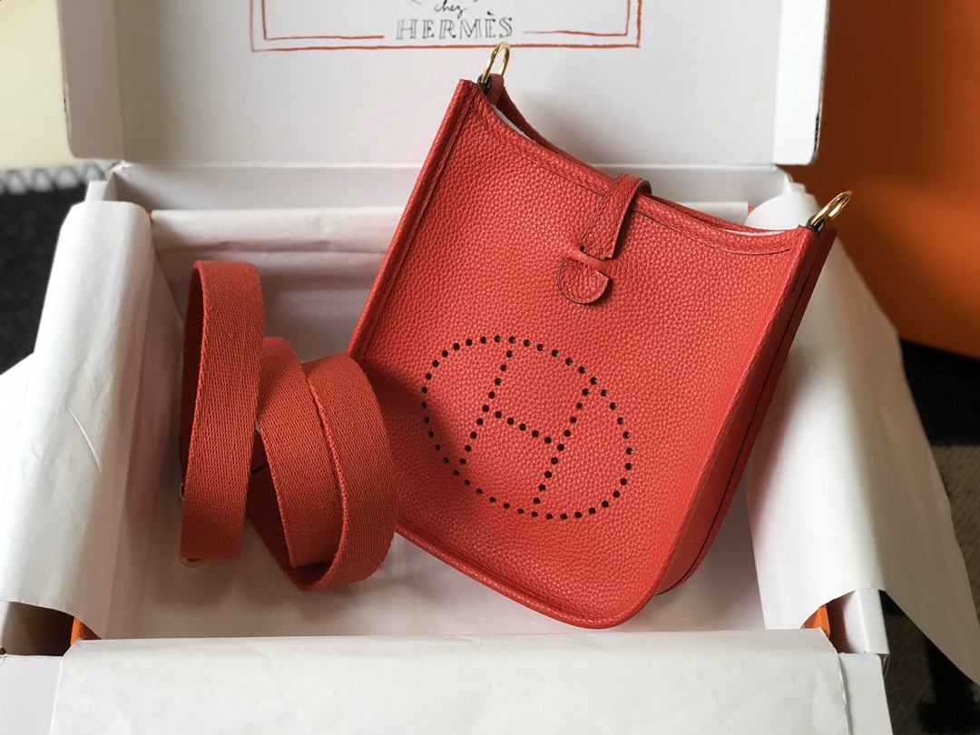 Hermes Evelyne 16 Amazone TPM Shoulder Bag In Red Clemence Leather